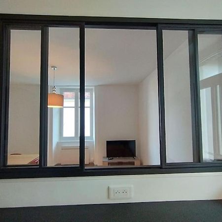 Le Grand Montjoux Apartment Besancon Bagian luar foto