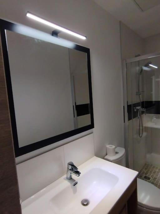 Le Grand Montjoux Apartment Besancon Bagian luar foto