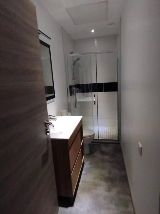 Le Grand Montjoux Apartment Besancon Bagian luar foto